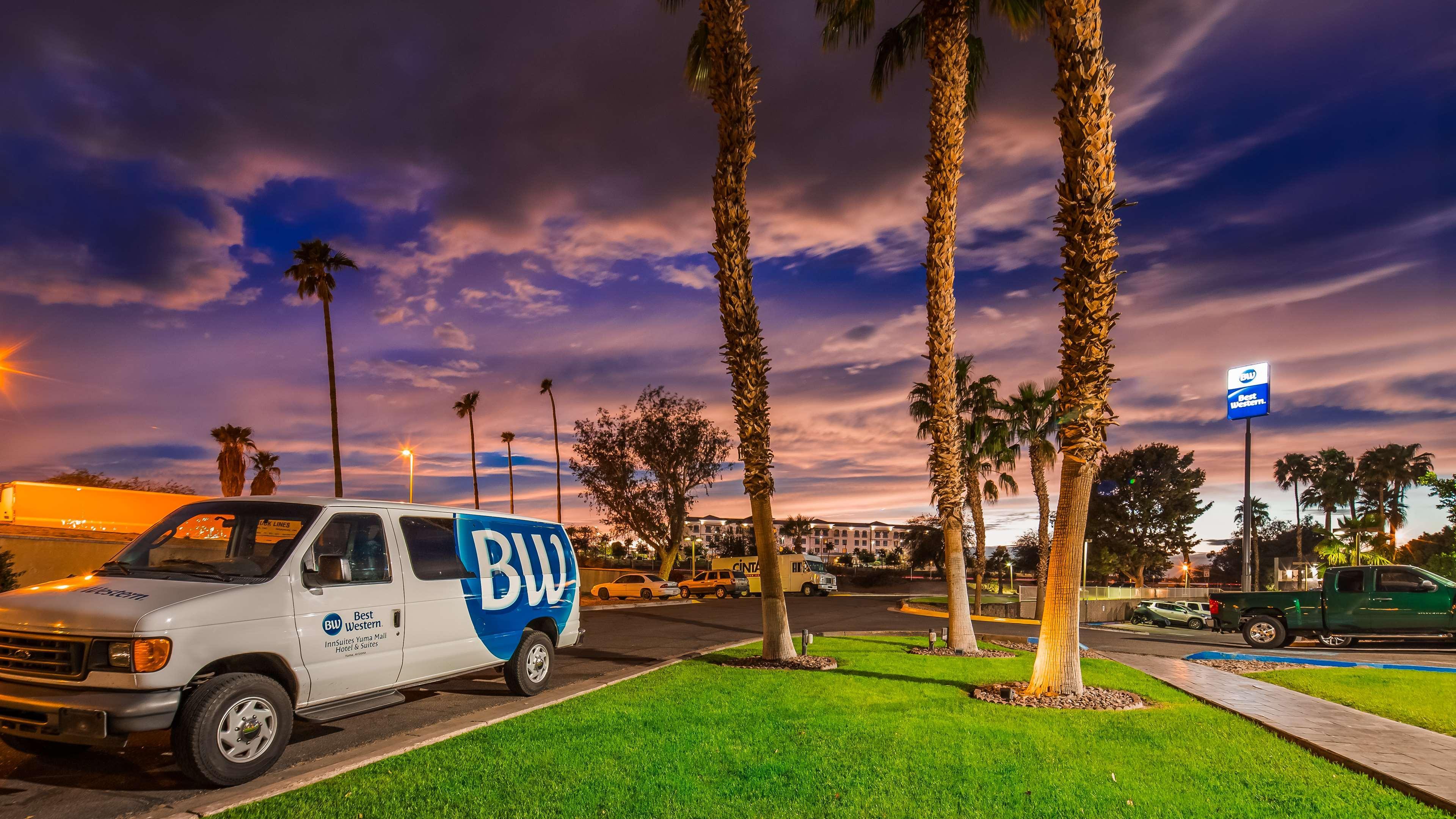Best Western Yuma Mall Hotel & Suites エクステリア 写真