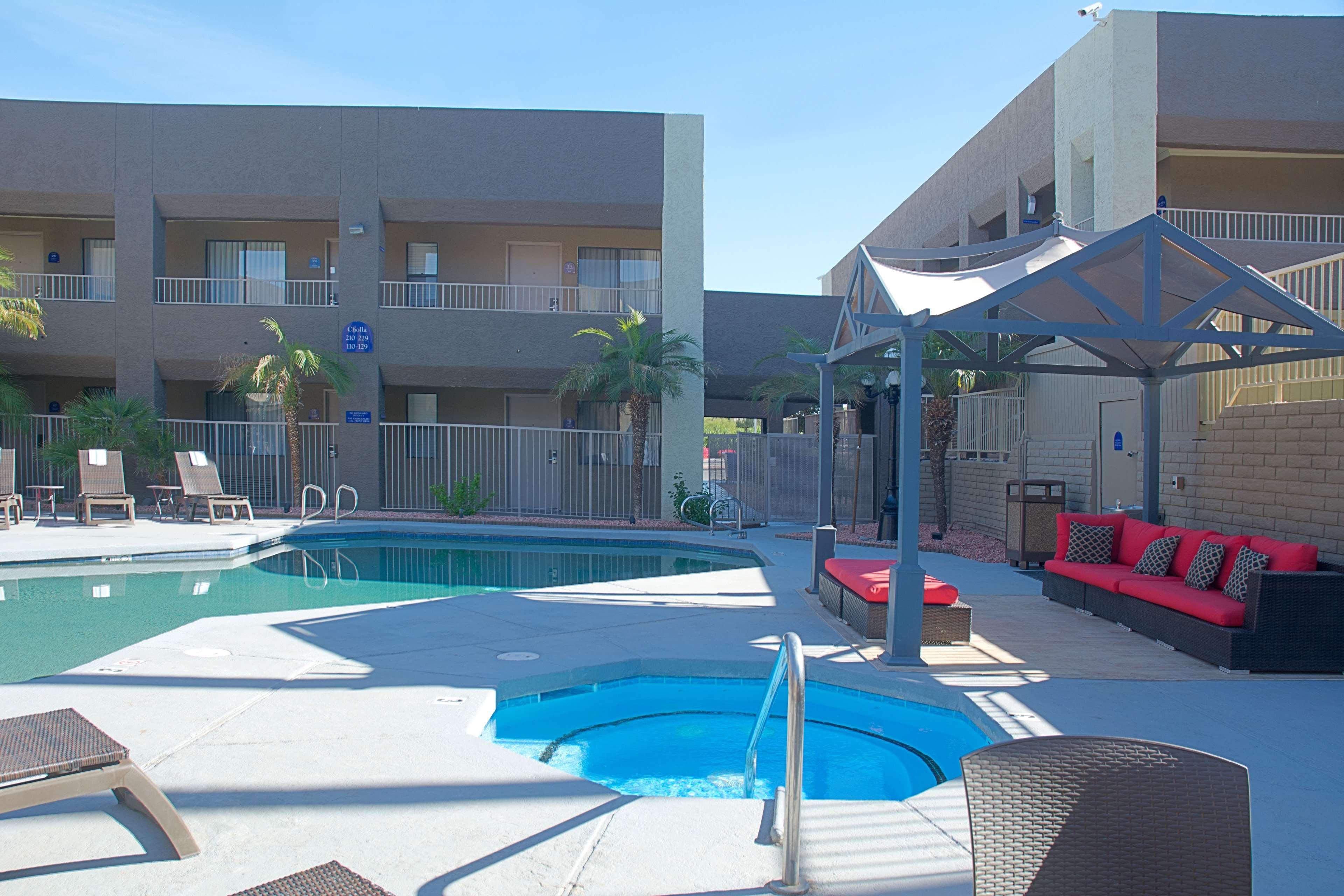 Best Western Yuma Mall Hotel & Suites エクステリア 写真
